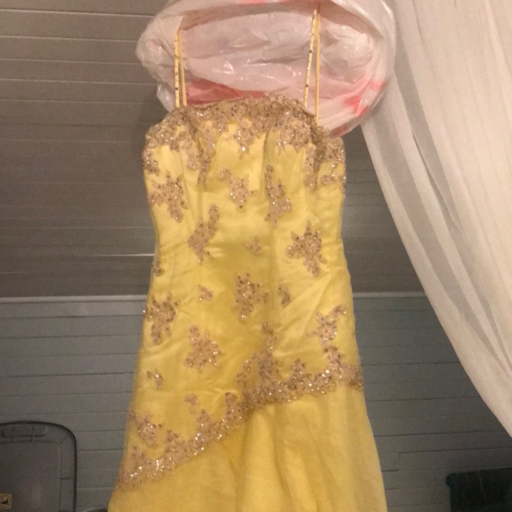 Yellow prom dress